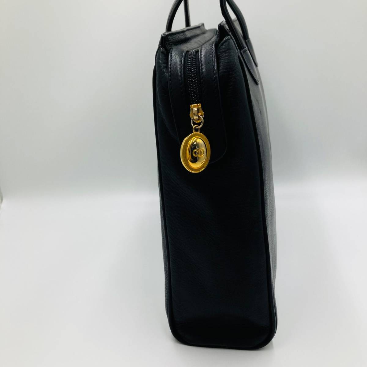 【美品】 クリスチャンディオール Christian Dior トートバッグ ショルダーバッグ 肩掛け A4収納 CDロゴ金具 レザー 黒_画像3