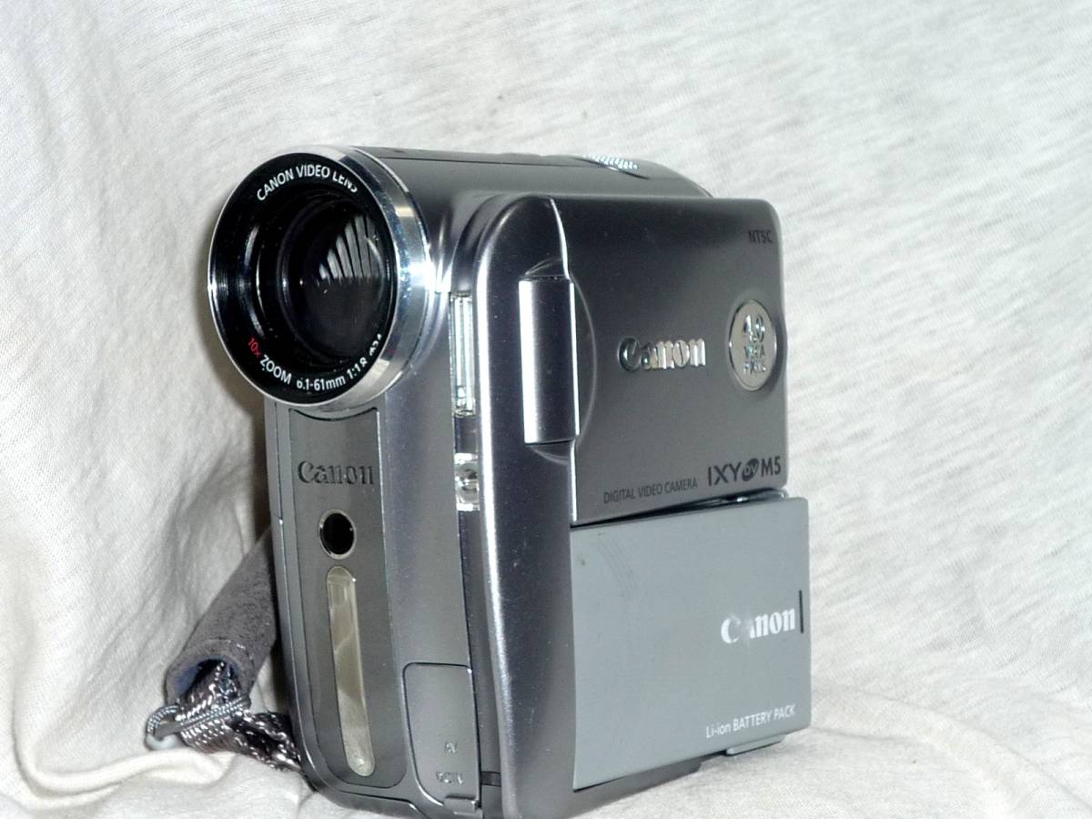 Canon デジタルビデオカメラ DM-IXY DV M5 ＿(バッテリー付)動作品_画像1