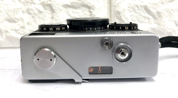 Rollei ローライ 35 コンパクトフイルムカメラ Tessar 3.5/40 レンズ ストロボ、ケース付 動作未確認 fah 12S051_画像4