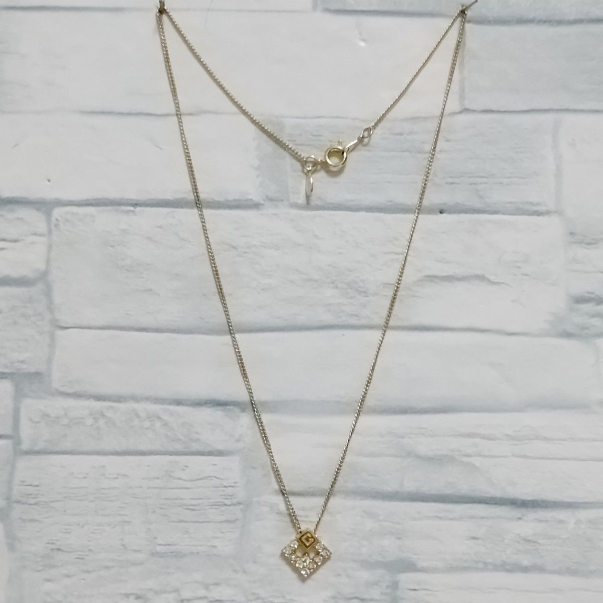 GIVENCHY ジバンシィ ラインストーン Gロゴ ネックレス GIVENCHY ジバンシィ ラインストーン Gロゴ ネックレス