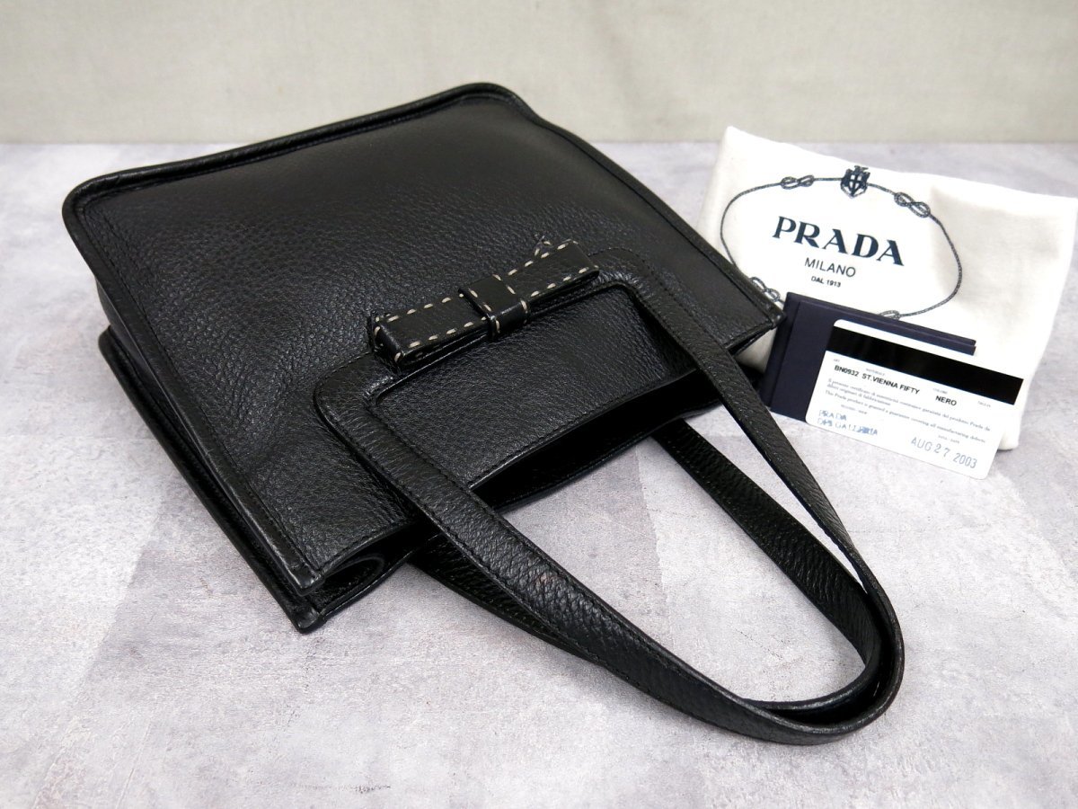 ●超美品●PRADA プラダ●BN0932●リボン モチーフ●ステッチ●カーフ レザー 本革●ハンド バッグ●黒●シルバー金具●腕掛け●Js42831_画像4