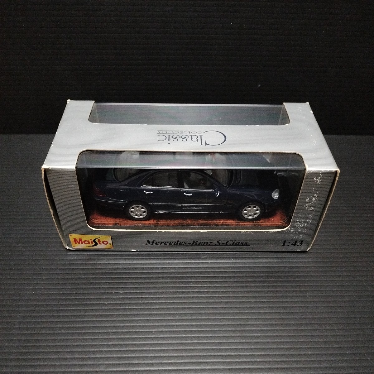 ● maisto「1/43 Mercedes-Benz　Sクラス　1998」マイスト　ミニカー　メルセデス・ベンツ_画像1