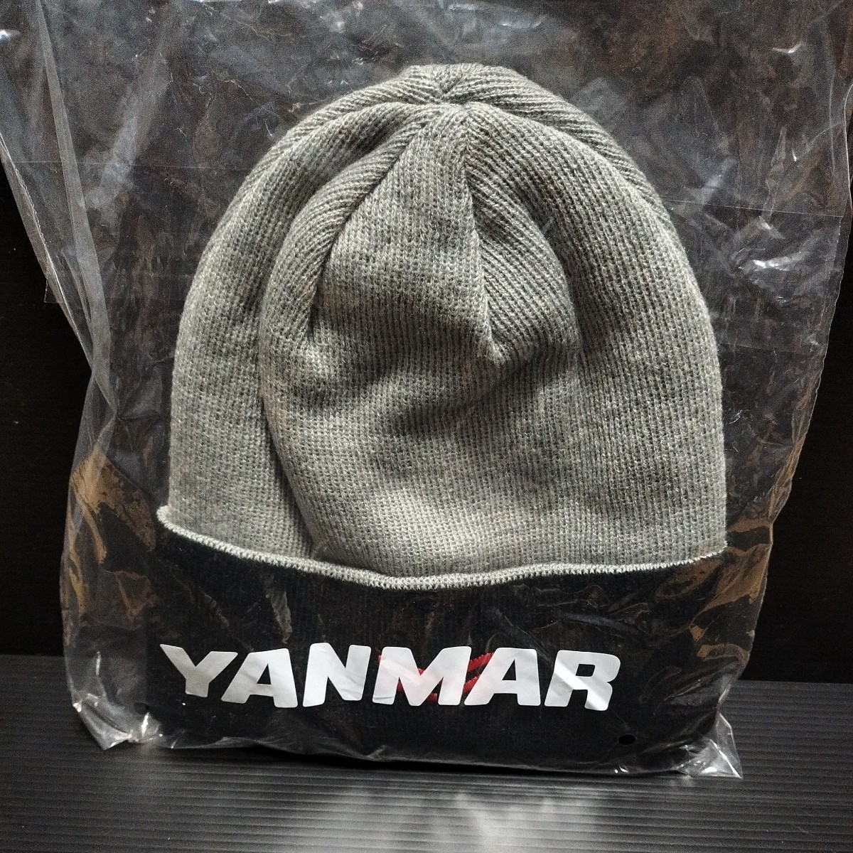 ● ヤンマー「YANMAR ニットキャップ」ニット帽　帽子　リバーシブル　キャップ_画像1