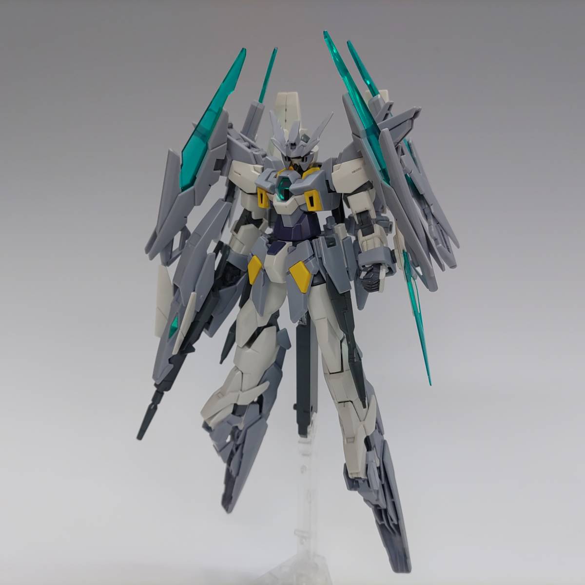 HGBD 1/144 ガンダムAGE Ⅱ マグナム SV ver.クジョウ・キョウヤ素組(スミ入れ)完成品 ガンダムビルドダイバーズ_画像2