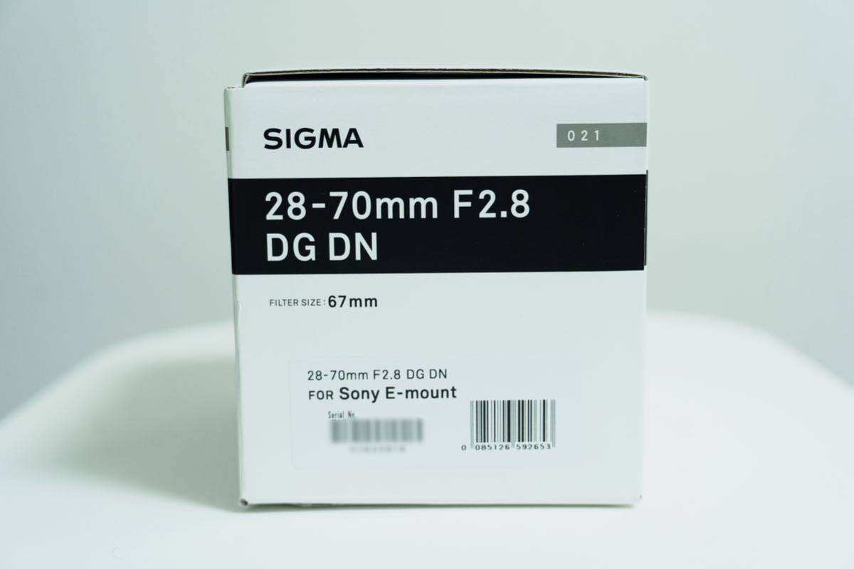 【未使用】シグマ SIGMA 28-70mm F2.8 DG DN Contemporary 大口径 標準ズームレンズ ソニー Eマウント【保証残あり・送料無料】_画像2