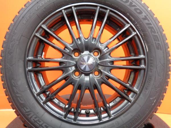 アクア フィット 冬タイヤ 新品 トーヨー GIZ2 185/60R15 2022年製 中古 VELVA 15インチ 4本セット スタッドレス ヤリス スイフト_画像3