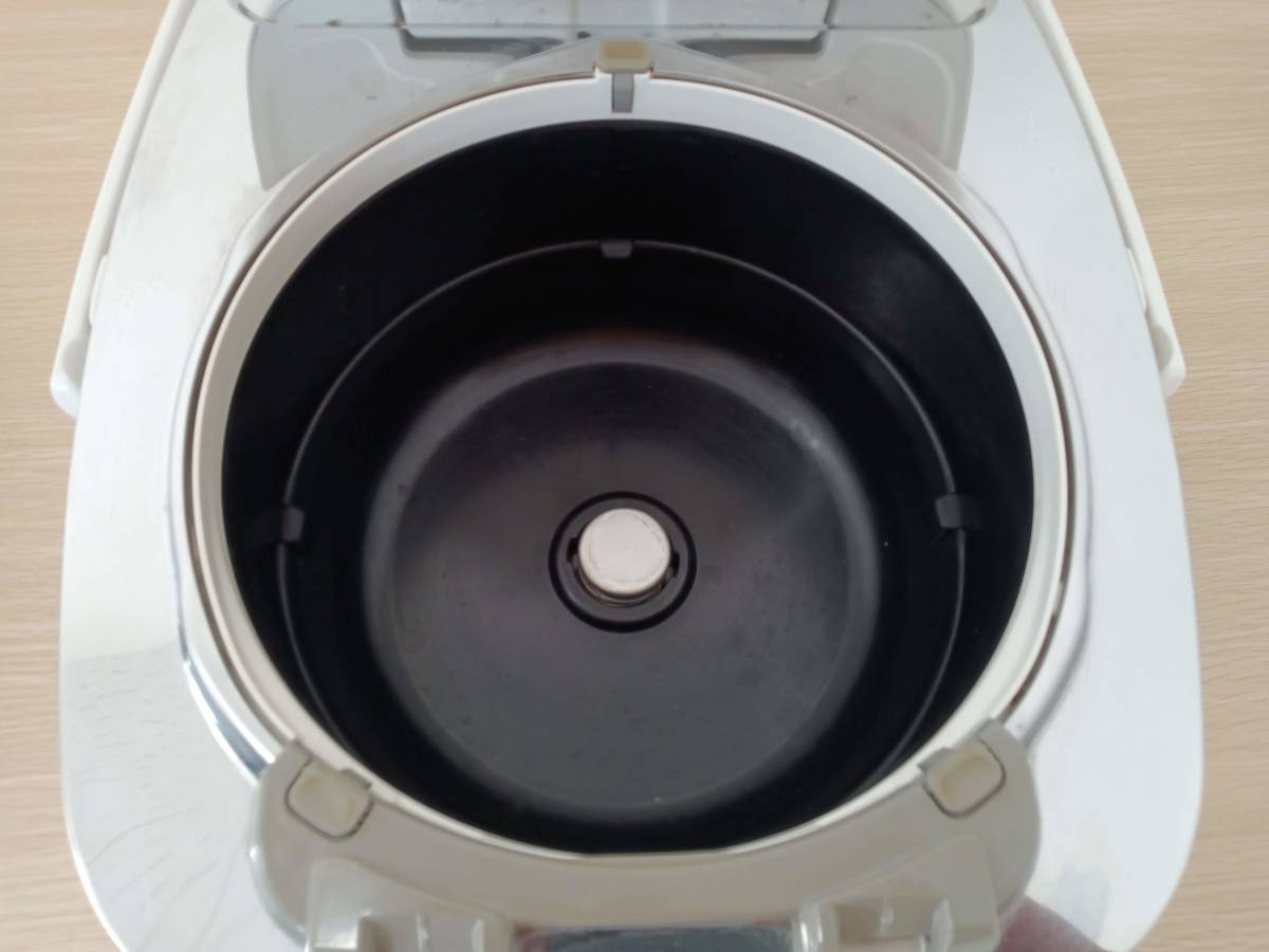 ★【EM549】Panasonic　パナソニック　SR-PB108　2018年製　可変圧力IHジャー炊飯器_画像4