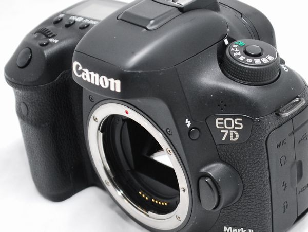 【良品・豪華セット】Canon キヤノン EOS 7D Mark II EF-S 18-55mm IS STM_画像5