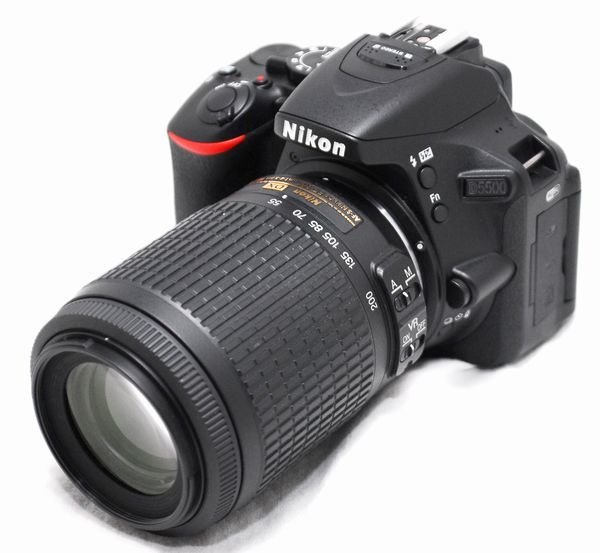 【新品級の超美品 1785ショット・SDカード付き】Nikon ニコン D5500 AF-S 55-200mm VR_画像2