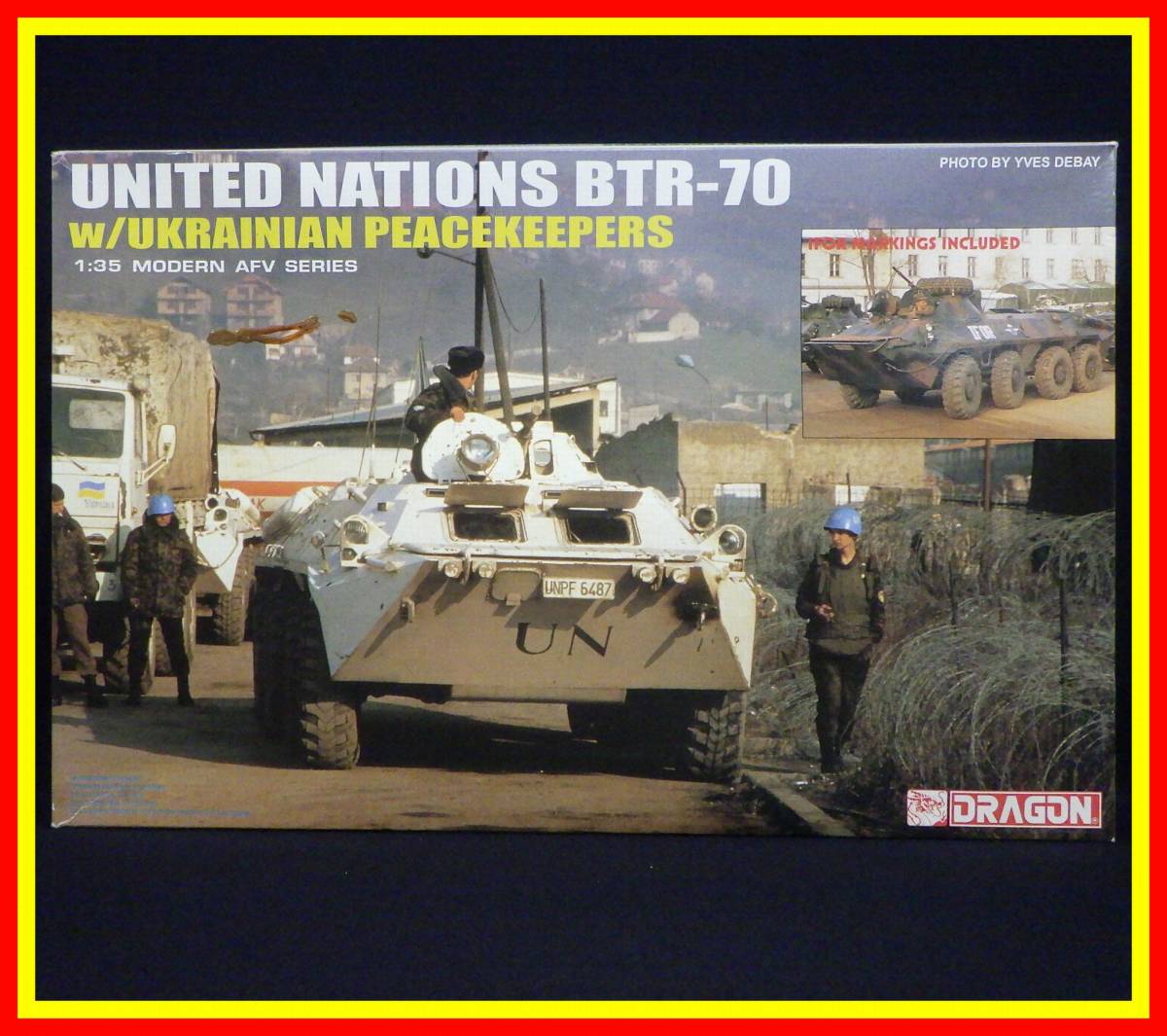李8493 未組立 保管品 ドラゴン ハセガワ 1/35 国連軍 装甲兵員輸送車 BTR-70 ＆ ウクライナ平和維持軍_画像1