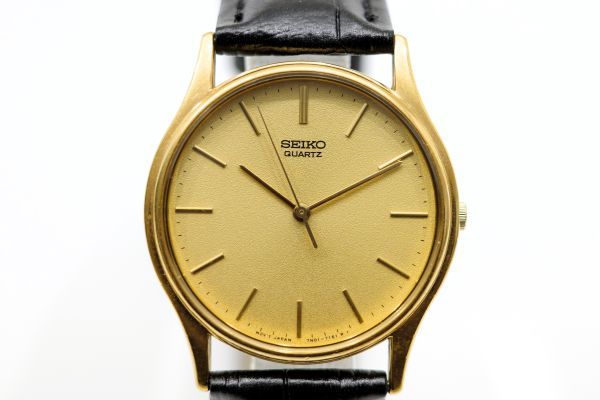 19　SEIKO QUARTZ　　7N01-7041　　セイコー クォーツ バーインデックス ゴールド文字盤 メンズ 腕時計 ビンテージ_画像2
