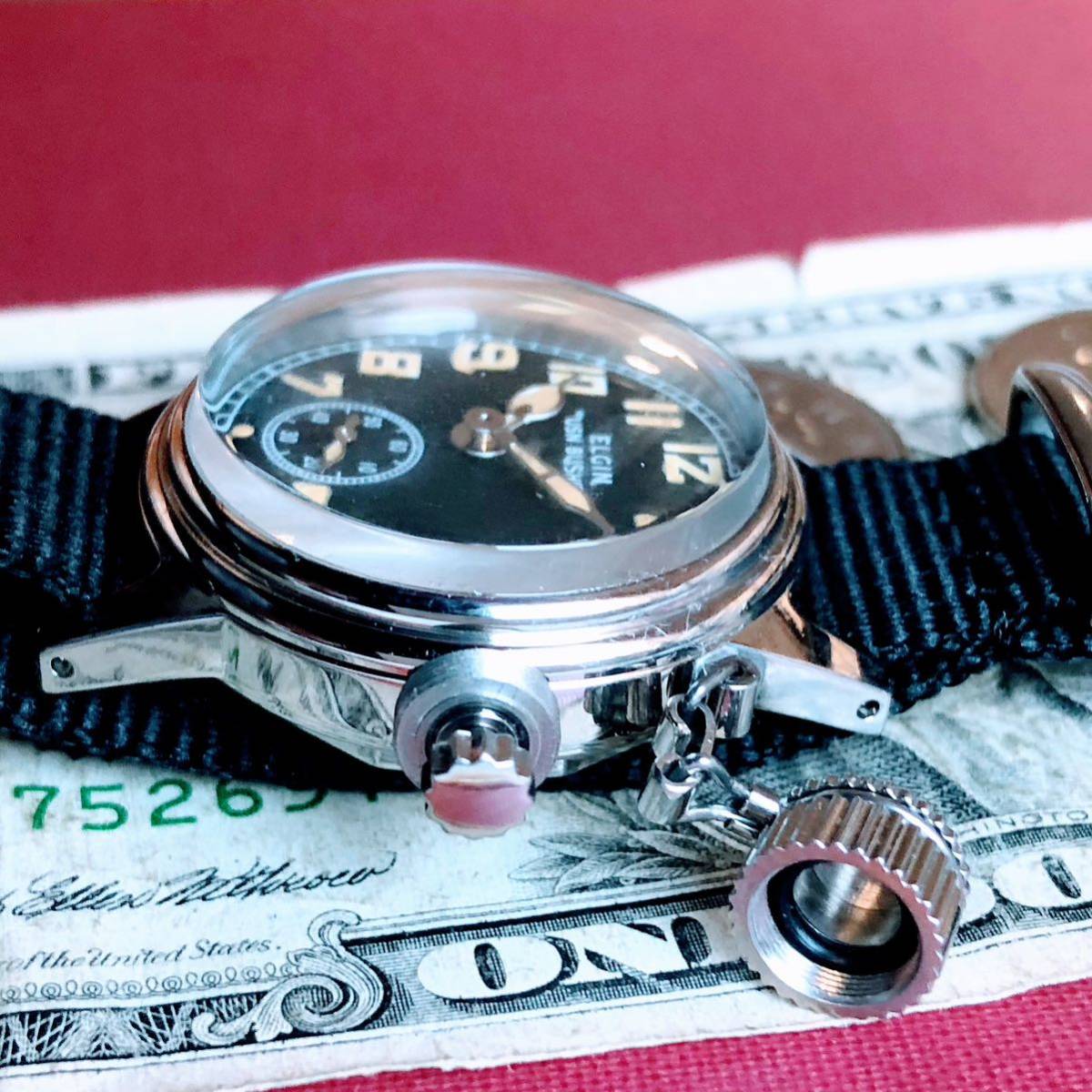 #2884【人気のミリタリー】メンズ 腕時計 エルジン WW2 機械式 手巻 動作品 美品 ラウンド型 ELGIN スモールセコンド 軍用 第二次世界大戦_画像8
