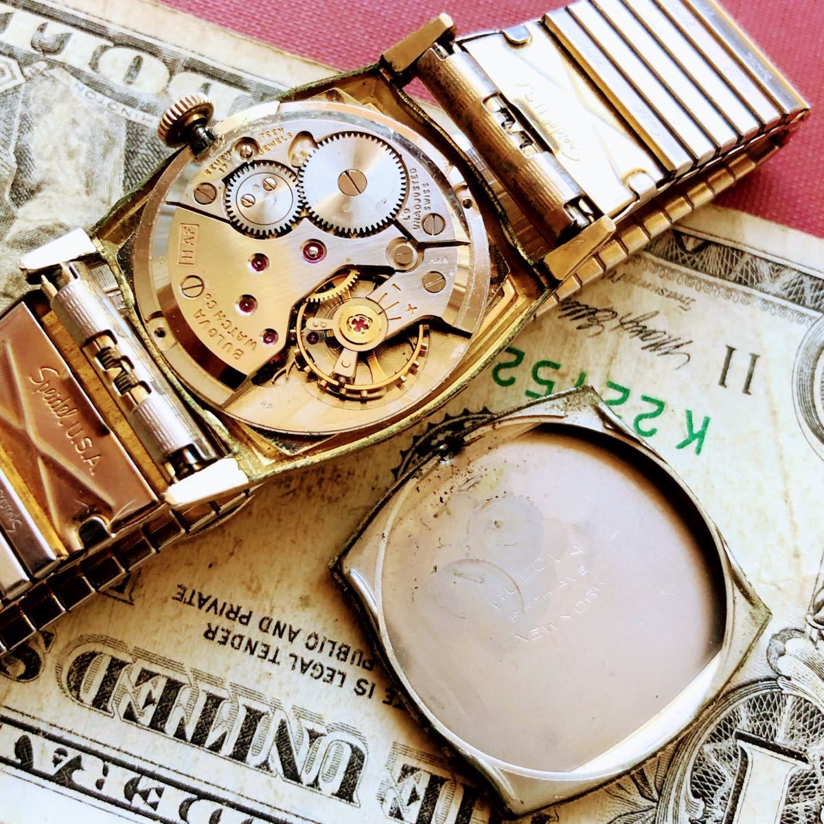 #2907【渋くてお洒落】メンズ 腕時計 ブローバ 動作品 17石 アンティーク ヴィンテージ 1953年 手巻き 機械式 Bulova 金メッキ ゴールドP_画像10