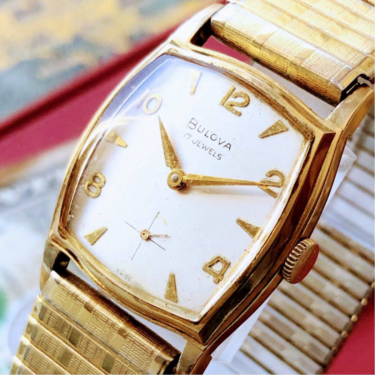 超ゴージャス】BULOVA/ブローバ/メンズ腕時計/展示品特価/四角形 超ゴージャス】BULOVA/ブローバ/メンズ腕時計/展示品特価/四角形
