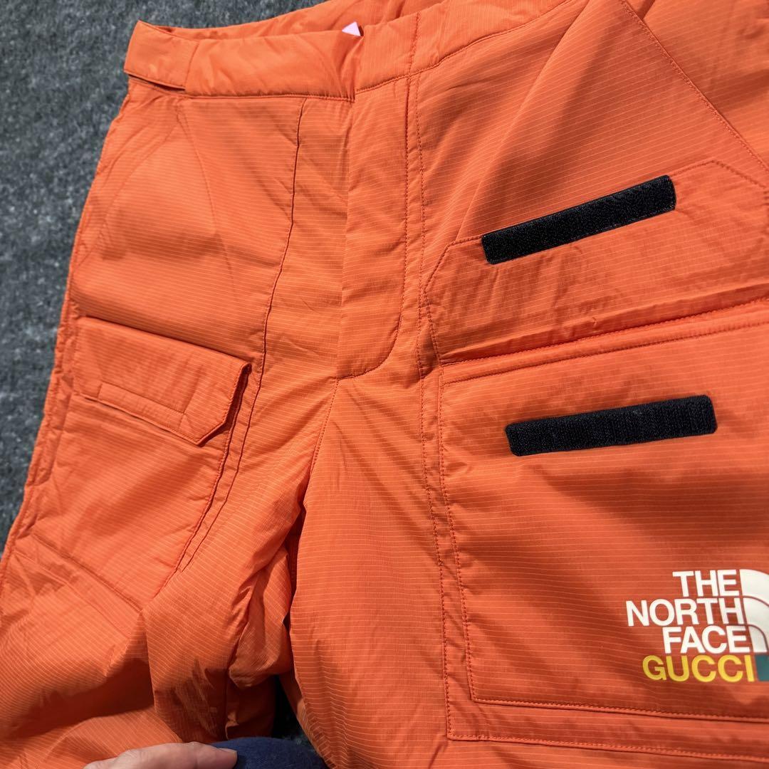 新品正規品 GUCCI × THE NORTH FACE カーゴパンツ M グッチ ザ・ノースフェイス 人気コラボ ウーブン パンツ 人気 キルティング タグ付き