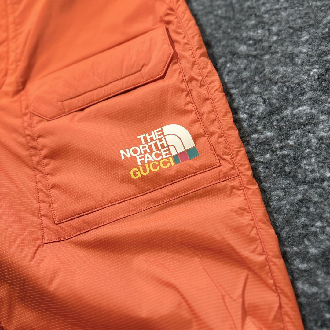 新品正規品 GUCCI × THE NORTH FACE カーゴパンツ M グッチ ザ・ノースフェイス 人気コラボ ウーブン パンツ 人気 キルティング タグ付き_画像6