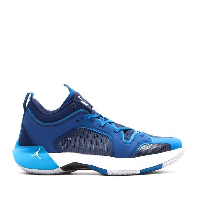 新品 NIKE AIR JORDAN XXXVII LOW PF 27.5cm ナイキ エア 新品 NIKE AIR JORDAN XXXVII LOW PF 27.5cm ナイキ エア