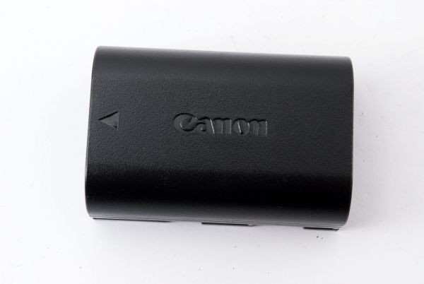 CANON LC-E6 純正充電器　LP-E6　純正バッテリー 670267_画像4