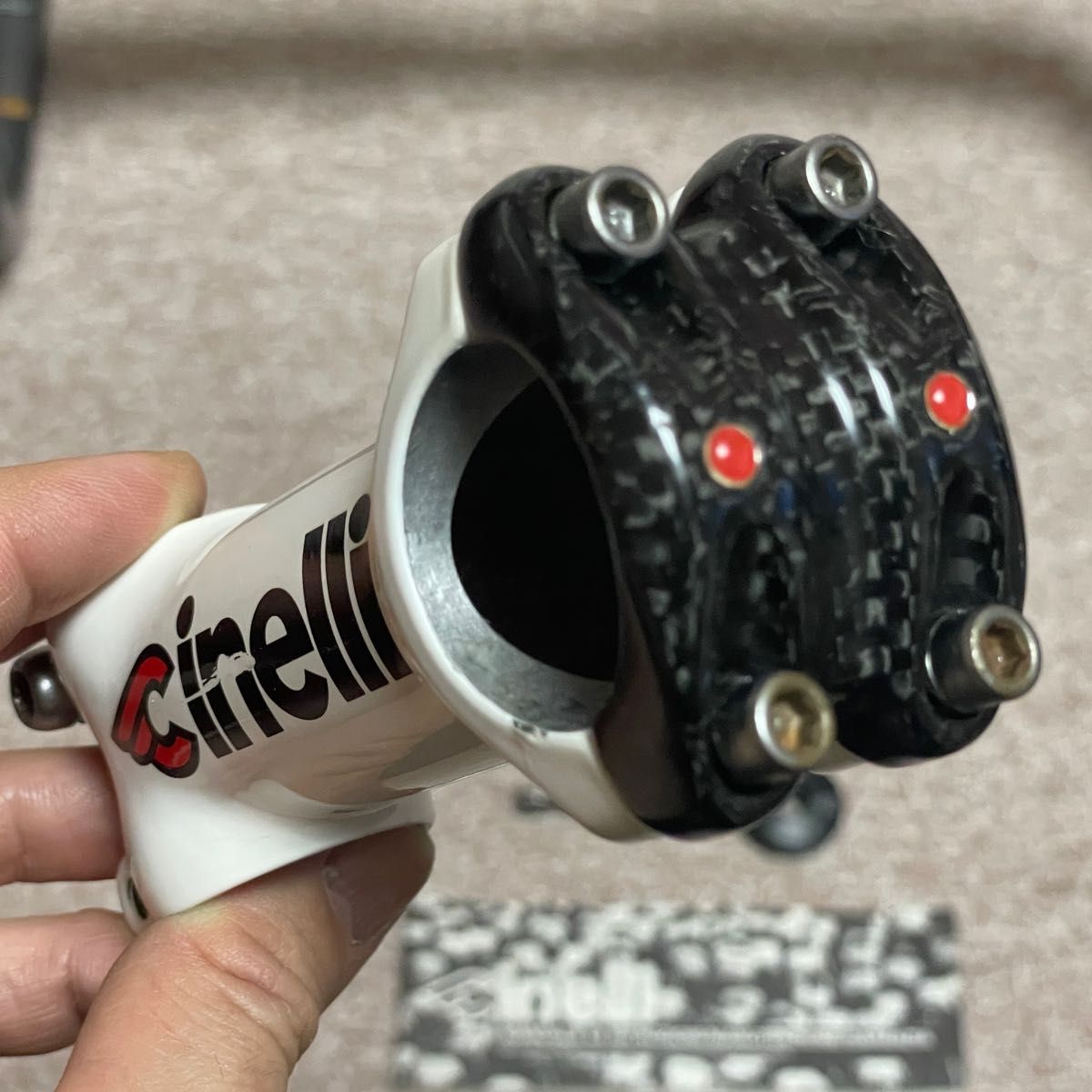Cinelli (チネリ) RAMラムホワイト カーボンハンドル 420mm Cinelli (チネリ) RAMラムホワイト カーボンハンドル 420mm