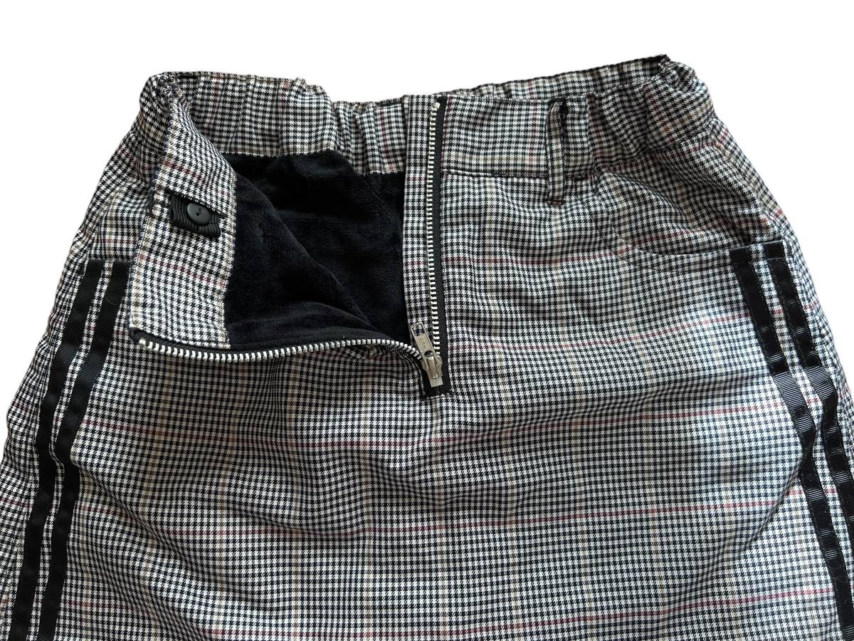 即決■ブルークロスガールズ　インナーパンツ付き台形スカート　Ｌ160_画像2