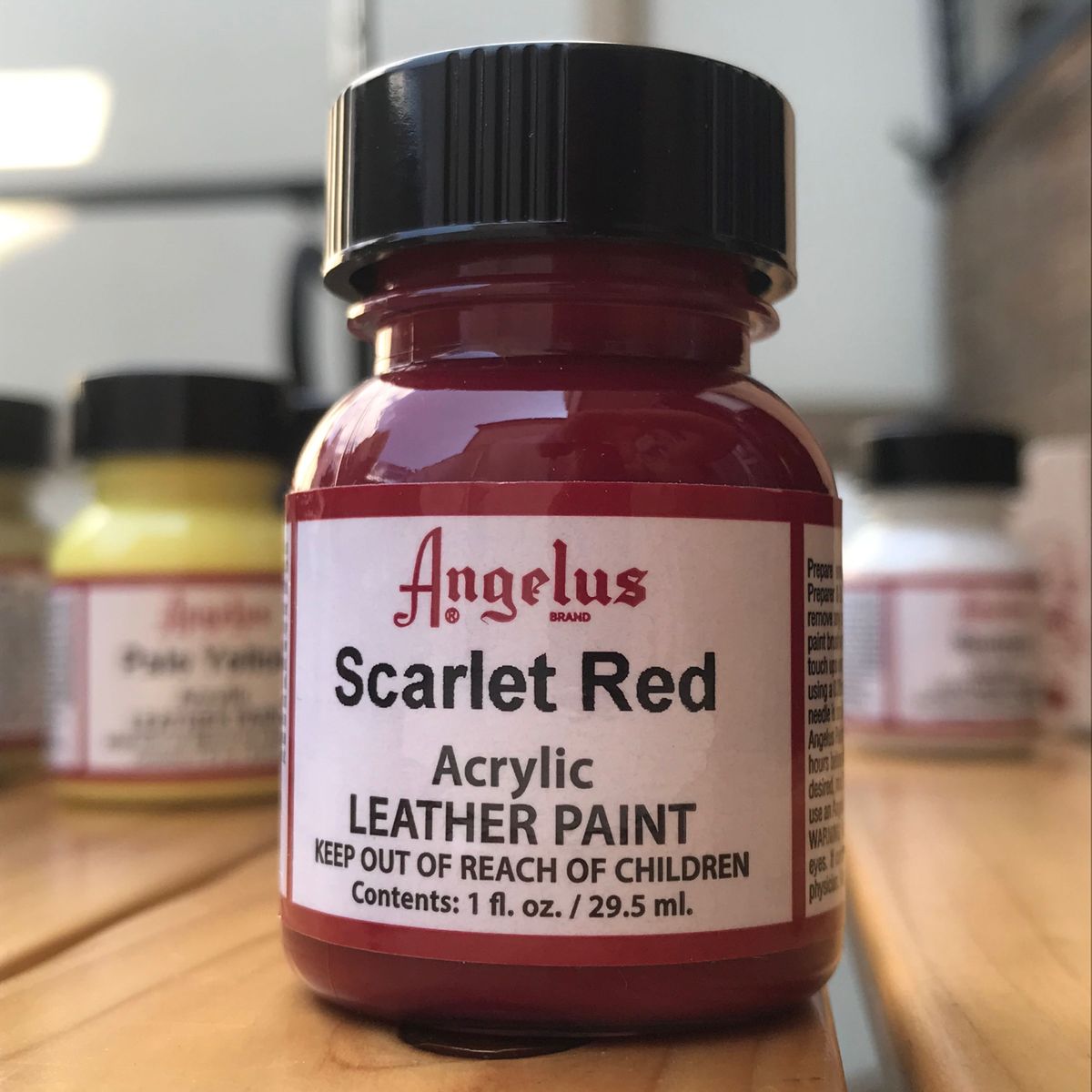 【Scarlet Red 】Angelus paint アンジェラスペイント 