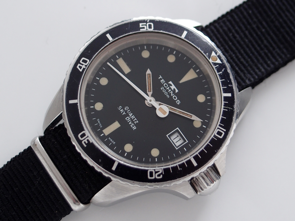 TECHNOS QUARTZ SKY DIVER 738 1001 4 やや難あり品！テクノス クオーツ スカイダイバー ビンテージ SWISS MADE ジャンク_画像1