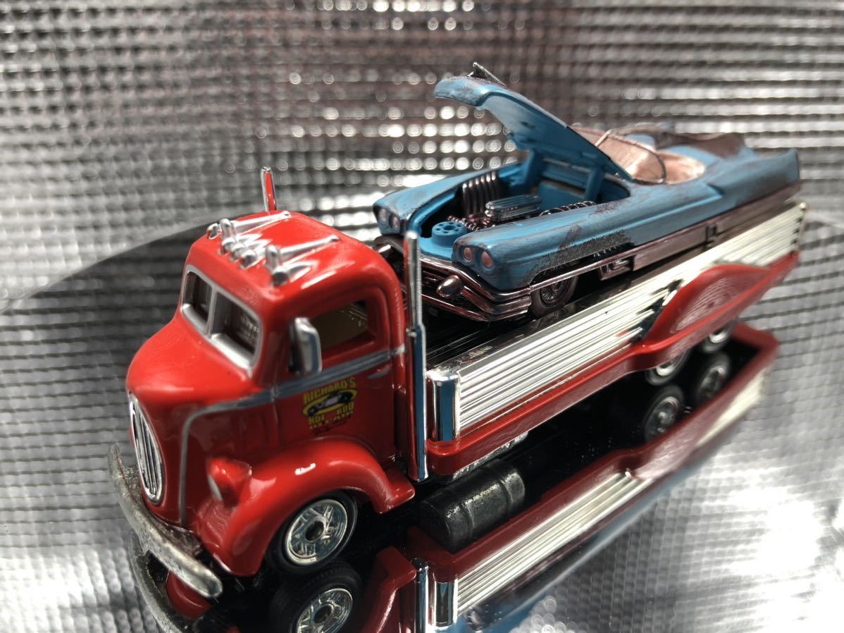 20年前新品購入 Mattelビンテージ美品ルースレア絶版100%Hot WheelsホットウィールLost Treasuresルース'38 Ford Truck.＆The Bizarro1/64の画像1