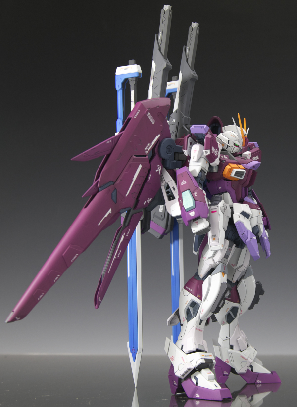 RG 1/144 デスティニーインパルスガンダム 塗装済改修完成品 RG 1/144 デスティニーインパルスガンダム 塗装済改修完成品