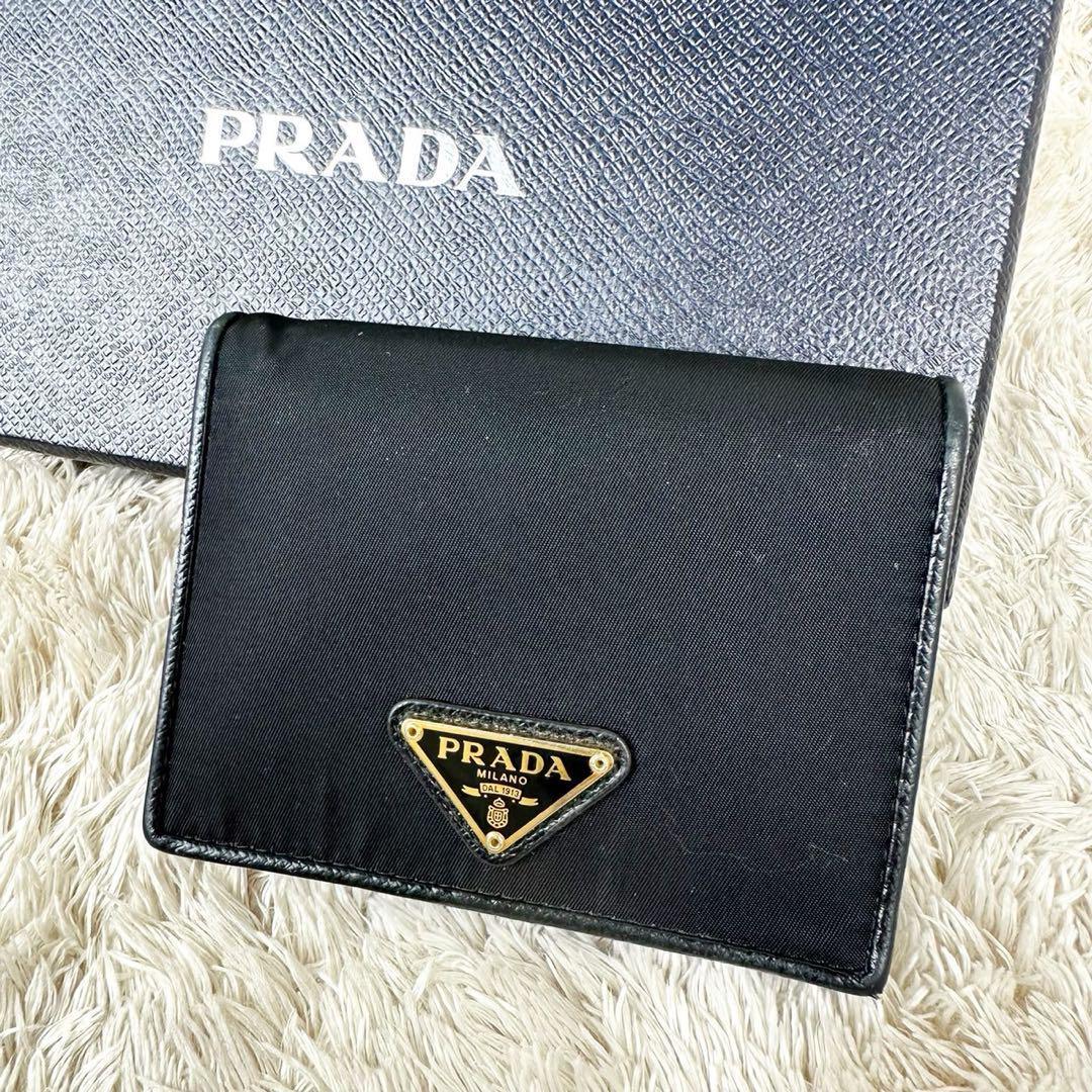 美品】プラダ 二つ折り財布 ブラック ナイロン 三角ロゴ ユニセックス