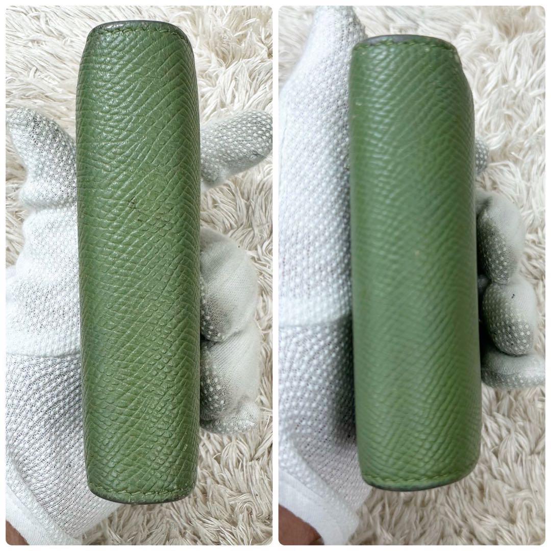 美品】セリーヌ 三つ折り財布 深緑 ダークグリーン Wホック 美品】セリーヌ 三つ折り財布 深緑 ダークグリーン Wホック