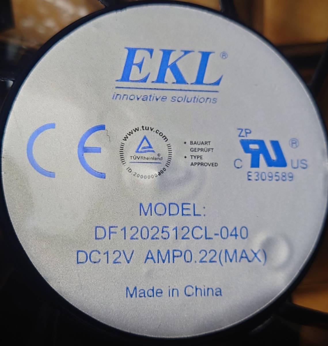 【冷却ファン】EKL DF1202512CL-040 AMP0.22(MAX) 12V 120×120×25mm DC軸流 ケースファン 防振ゴム付①_画像4