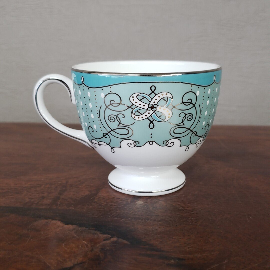 WEDGWOODpshuke cup & блюдце Wedgwood бренд европейская посуда подарок подарок . чай Cafe черный чай .. голубой серебряный [60t3206]