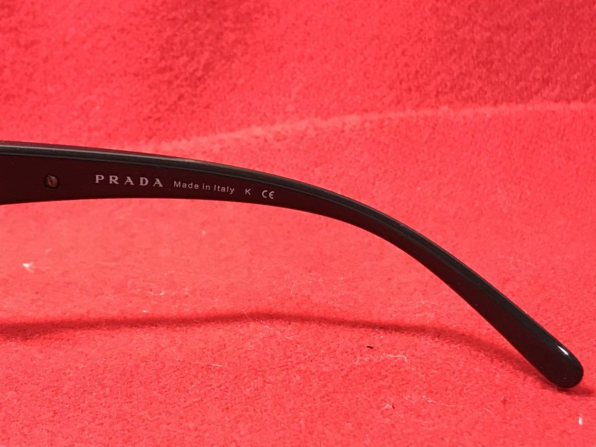 極美品★GACKT同型同色★PRADA サングラス SPR14G ブラック プラダ vartix原型 黒　メガネフレーム (21)_画像5