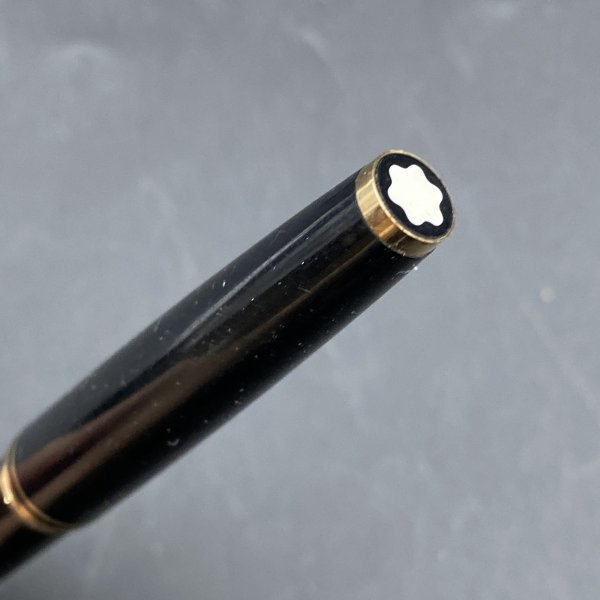 G1227G96 ヴィンテージ MONTBLANC モンブラン 221 万年筆 ペン先14K 585 筆記未確認　中古_画像2