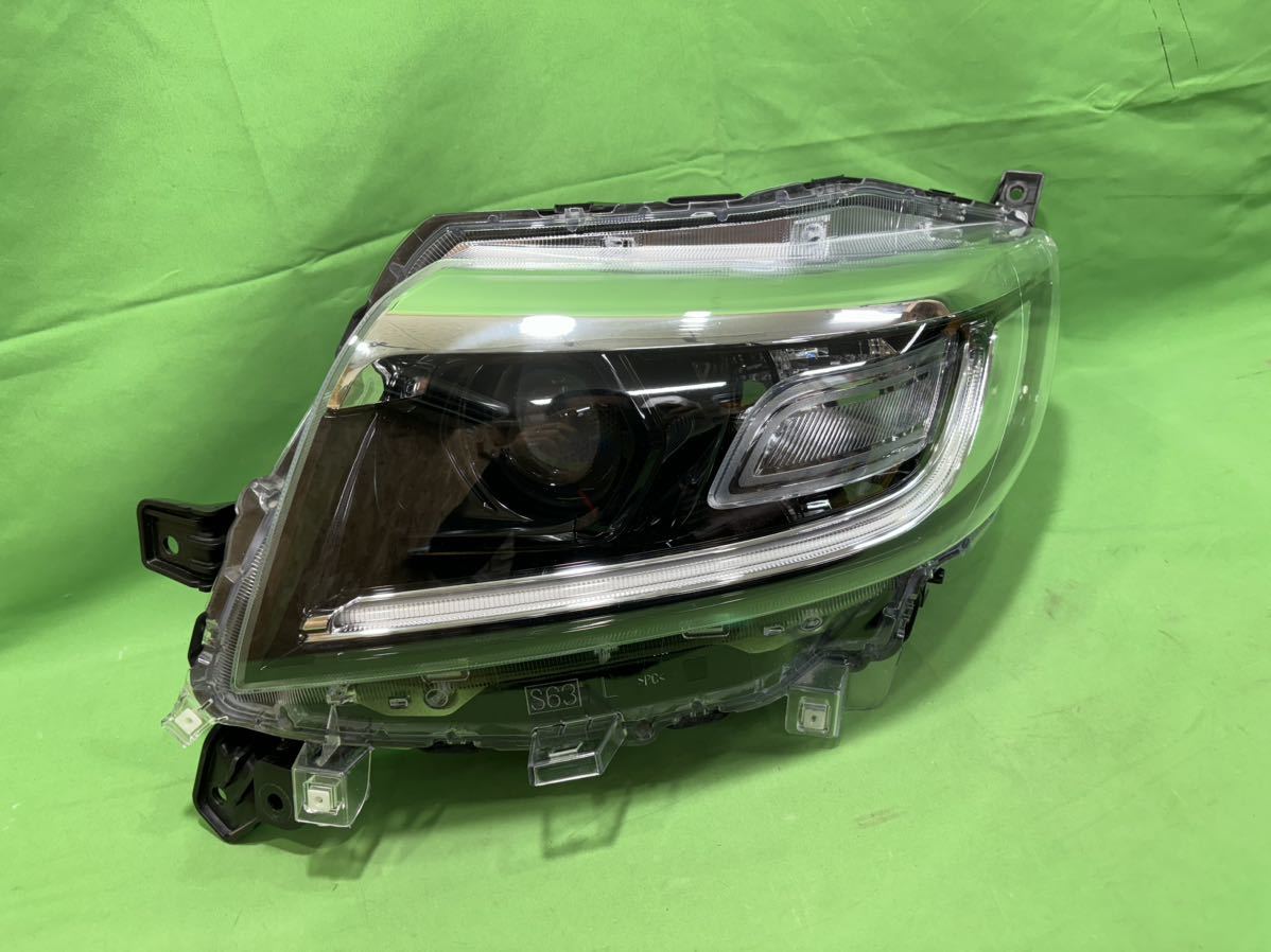 スズキ スペーシアカスタム MK53S 左ヘッドライト LED ユニットのみ 洗車傷程度です イチコー 1960 個人宅配送不可_画像1