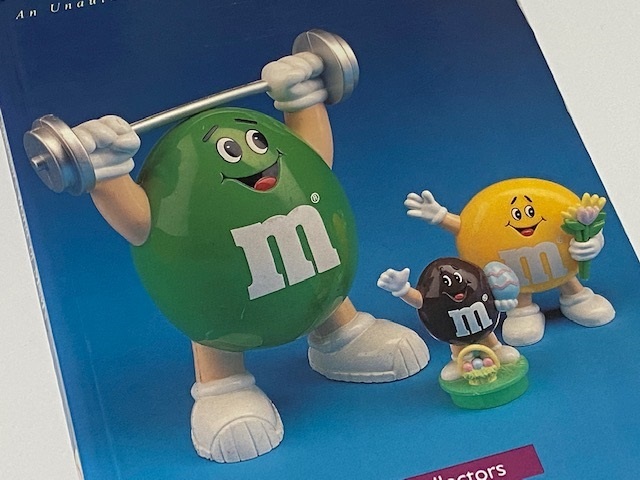 The Collector's World of M&M's エムアンドエムズ 洋書 A Schiffer Book for Collector's 展示未使用品_画像3