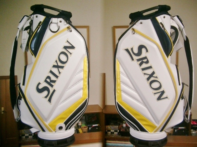 未使用　スリクソン　アスリート系モデル　取っ手付　成型デザイン　合皮レザー　白黄紺　ゴルフバッグ
