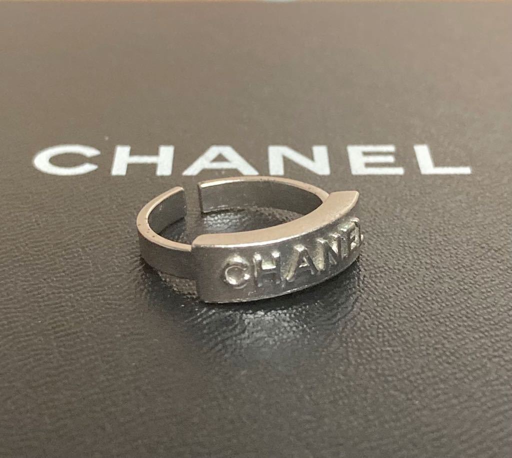  beautiful goods Chanel Vintage CHANEL Logo silver color ring ring 