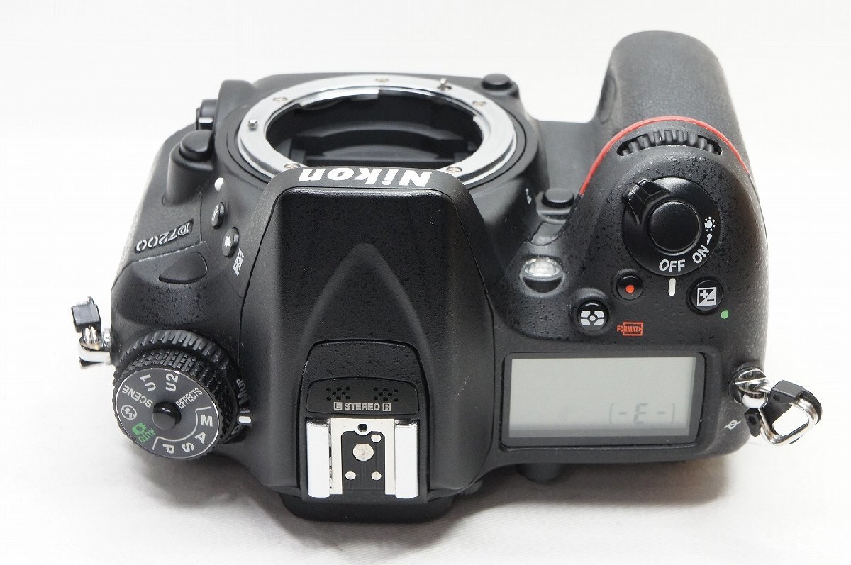 【適格請求書発行】良品 Nikon ニコン D7200 ボディ デジタル一眼レフカメラ 元箱付【アルプスカメラ】231201xの画像3