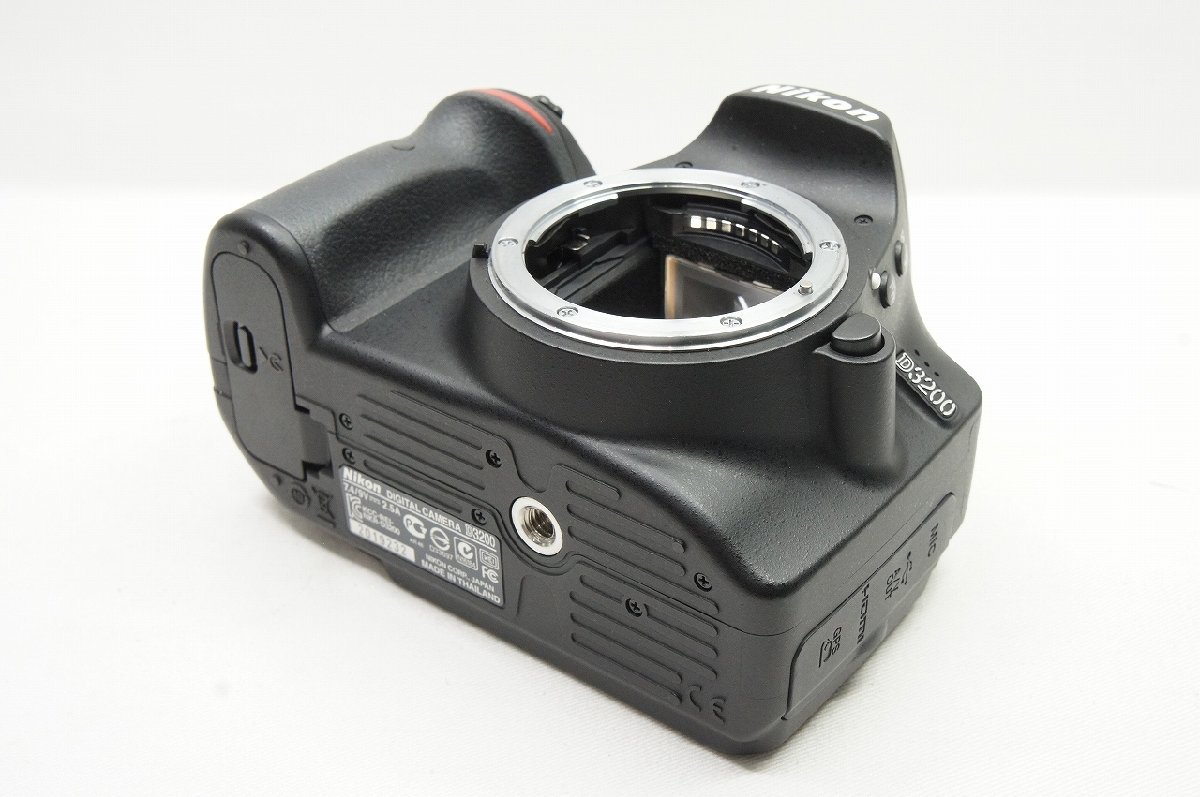 16189円 【適格請求書発行】美品 Nikon ニコン D3200 200mm VR 16189円 【適格請求書発行】美品 Nikon ニコン D3200 200mm VR
