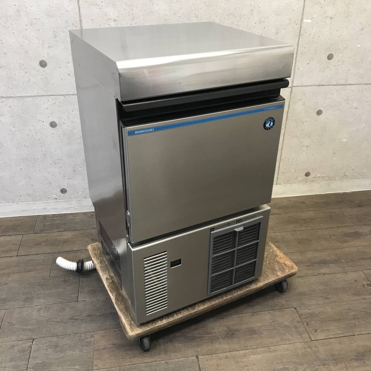 Yahoo!オークション - 18年製 ホシザキ ビッグアイスメーカー LM Yahoo!オークション - 18年製 ホシザキ ビッグアイスメーカー LM