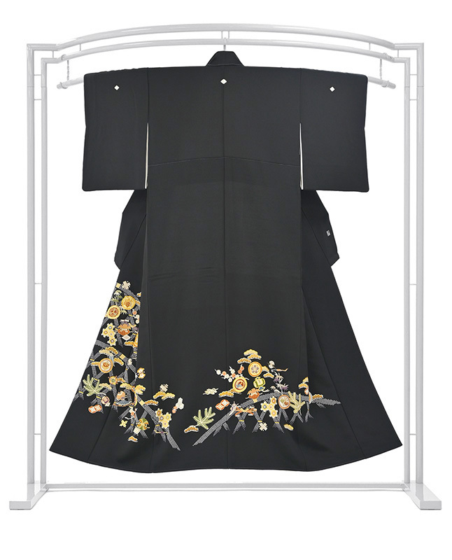 kimono ....704# kurotomesode # Kyouyuuzen thousand . hand ....... circle writing ratio wing attaching flower .. entering special selection height size :S[ free shipping ][ used ]