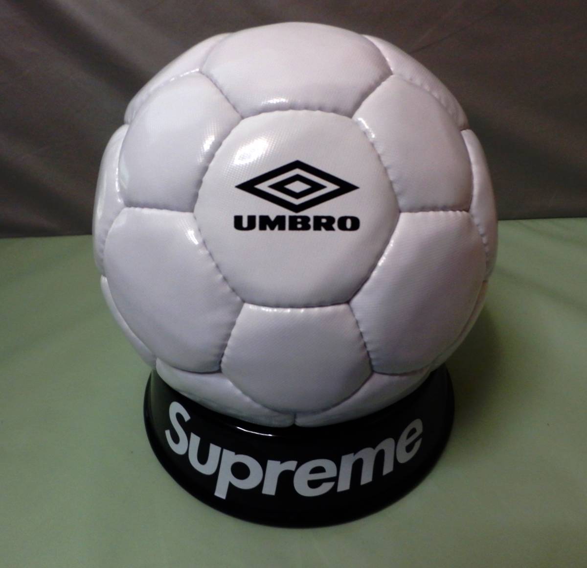 価格は安く アンブロ UMBRO シュプリーム SUPREME フルタグ付き 定価 価格は安く アンブロ UMBRO シュプリーム SUPREME フルタグ付き 定価