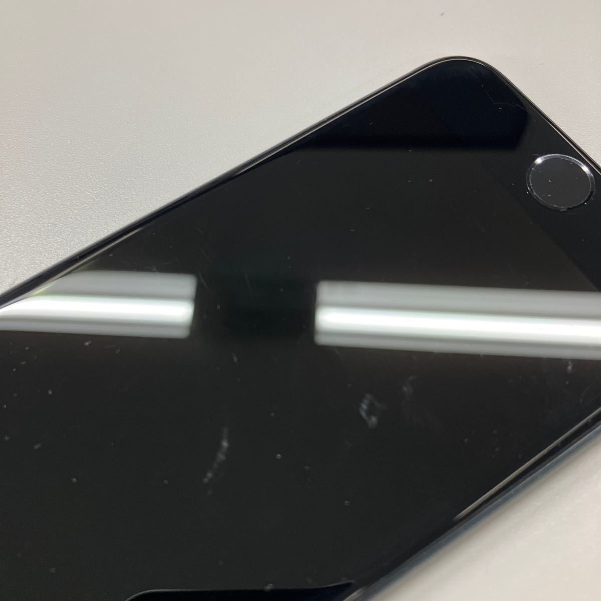 12240円 ☆15【中古】iPhone SE 第3世代 64GB 黒 96 12240円 ☆15【中古】iPhone SE 第3世代 64GB 黒 96