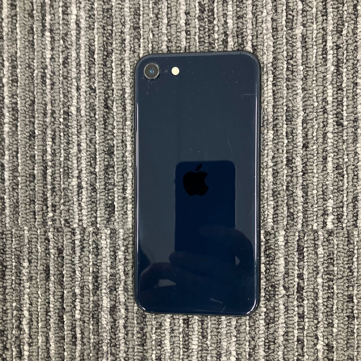 12240円 ☆15【中古】iPhone SE 第3世代 64GB 黒 96 12240円 ☆15【中古】iPhone SE 第3世代 64GB 黒 96