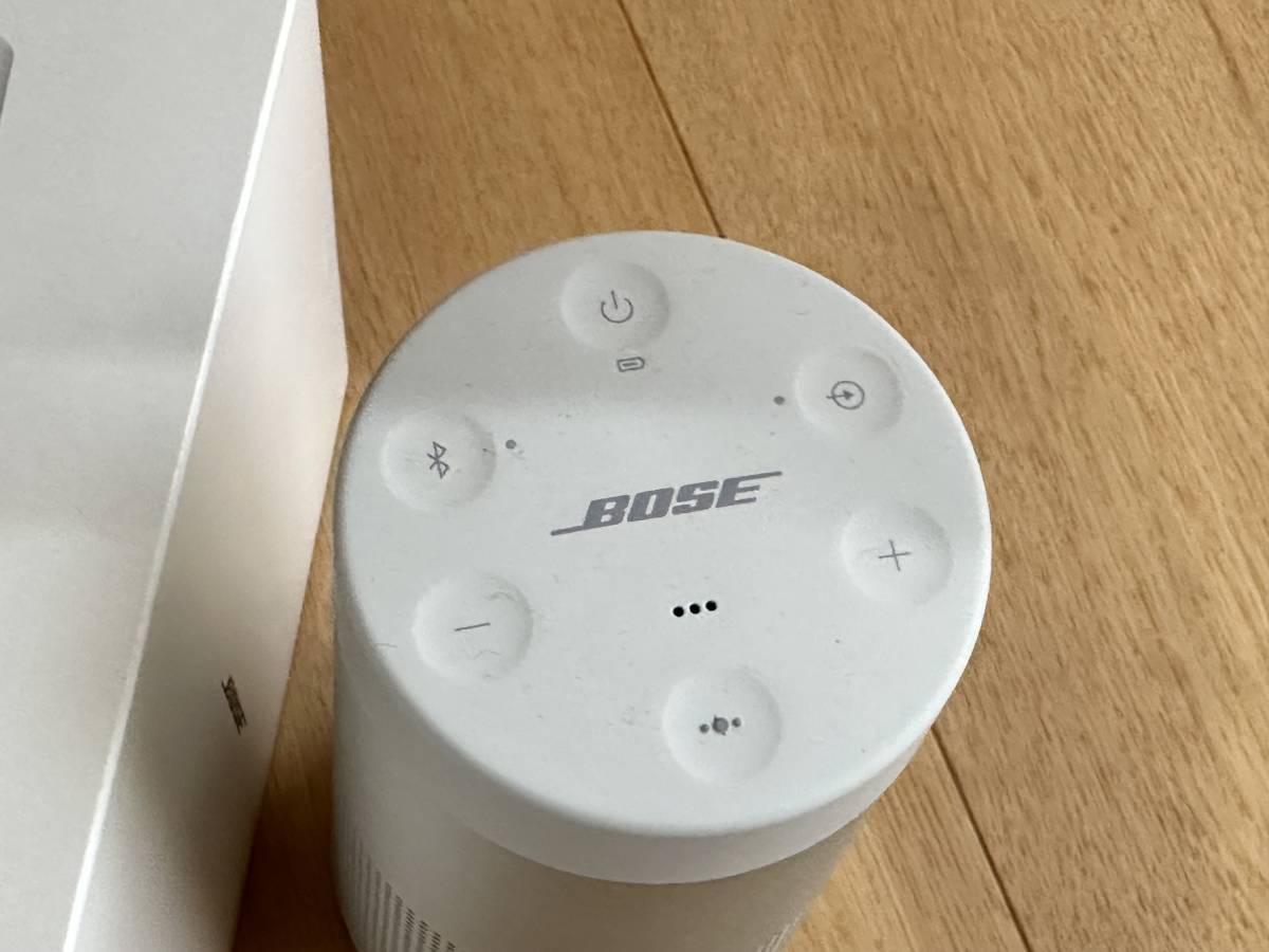 BOSE サウンドリンク SOUNDLINK REVOLVE　Bluetoothスピーカー シルバー　保証書_画像3