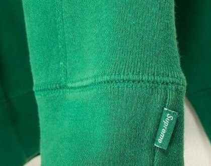 Supreme アーチロゴ クルーネック スウェット グリーン Mサイズ Supreme アーチロゴ クルーネック スウェット グリーン Mサイズ
