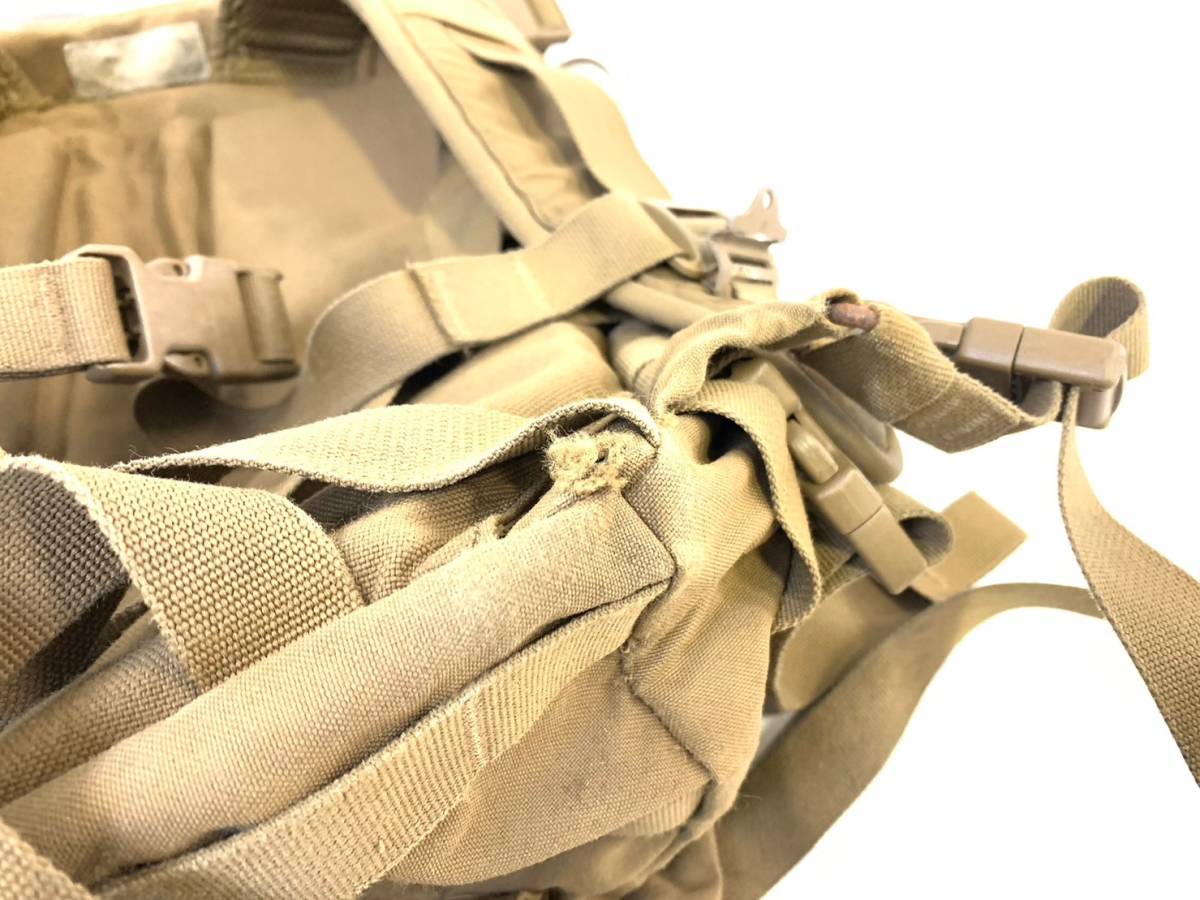 【米軍放出品】☆USMC アサルトパック バックパック リュックサック コヨーテ ミリタリー キャンプ アウトドア (100)ML25MK#23_画像9