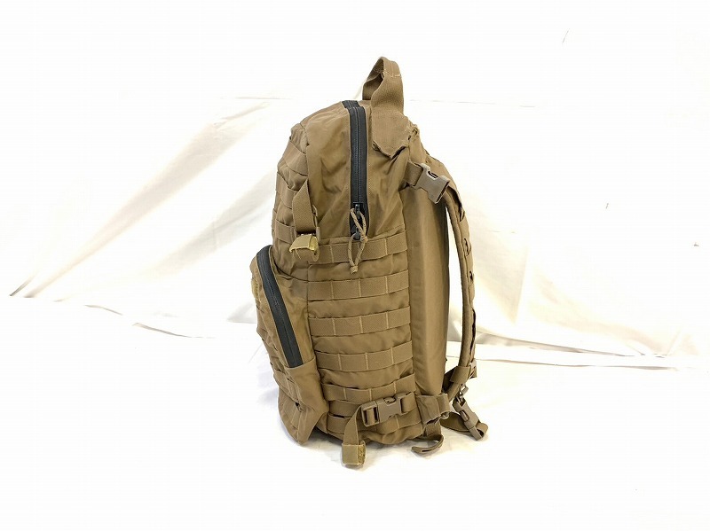 【米軍放出品】☆USMC アサルトパック バックパック リュックサック コヨーテ ミリタリー キャンプ アウトドア (100)ML28JK-W#23_画像3