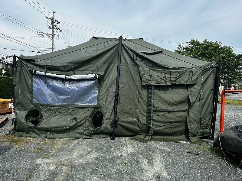 【米軍放出品】未使用品 大型テント シェルター 軍用指揮所テント ミリタリー CAMEL MGPTS 18×18FT キャンプ ８〜10人用防災 ☆CL29AD_画像3